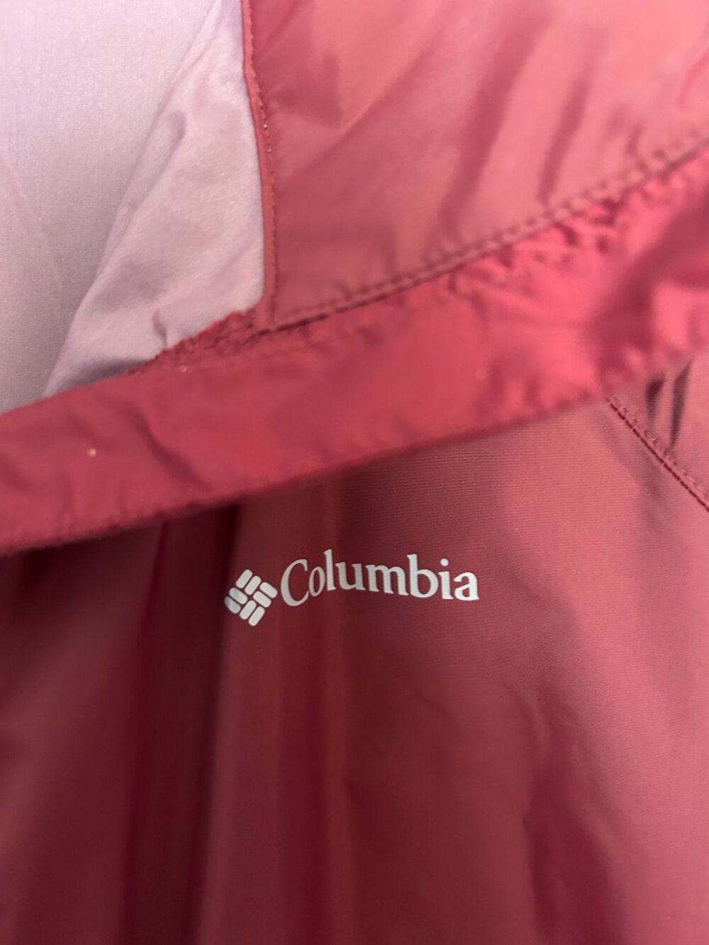 Columbia Packable Rain Jacket in Burgundy 2X - Picture 3 of 14